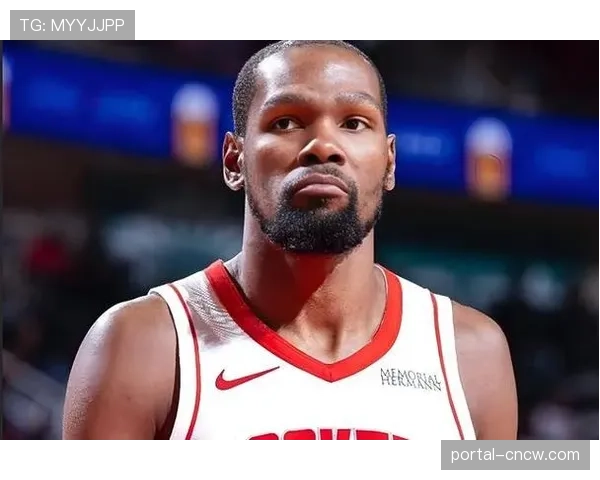 杜兰特单场12助攻展现组织才华，37岁转型获休媒盛赞-怪物贡献-